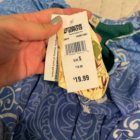 Beautiful blouse - Picture 3 of 6